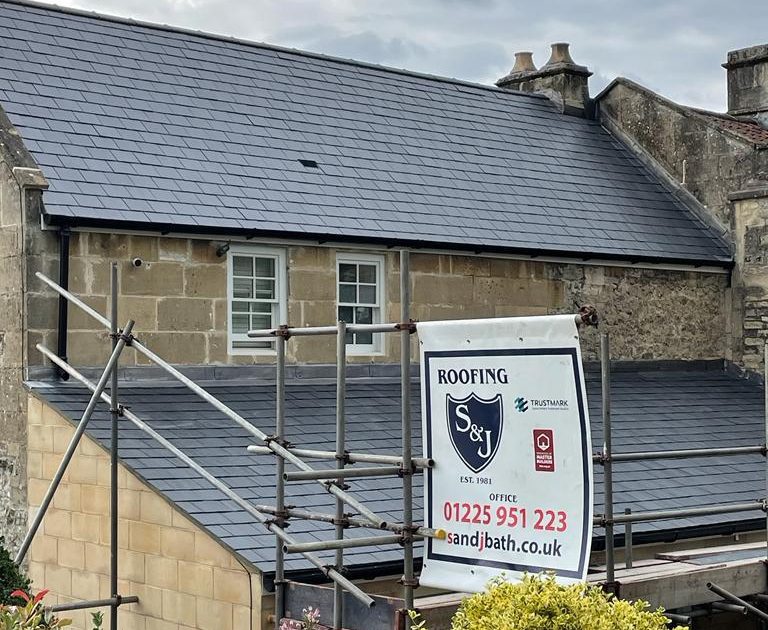 Buying a House in Bath: What to Look for in a Roof